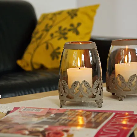 With Garden Views בית נופש Stokhem