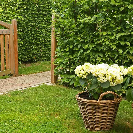 With Garden Views Stokhem